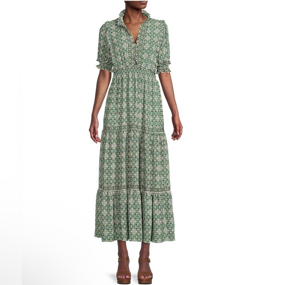 Max Studio Dresses & Skirts - Max Studio Tiered Floral Ruffled V-Neck Short Sleeve Green Midi Dress EUC